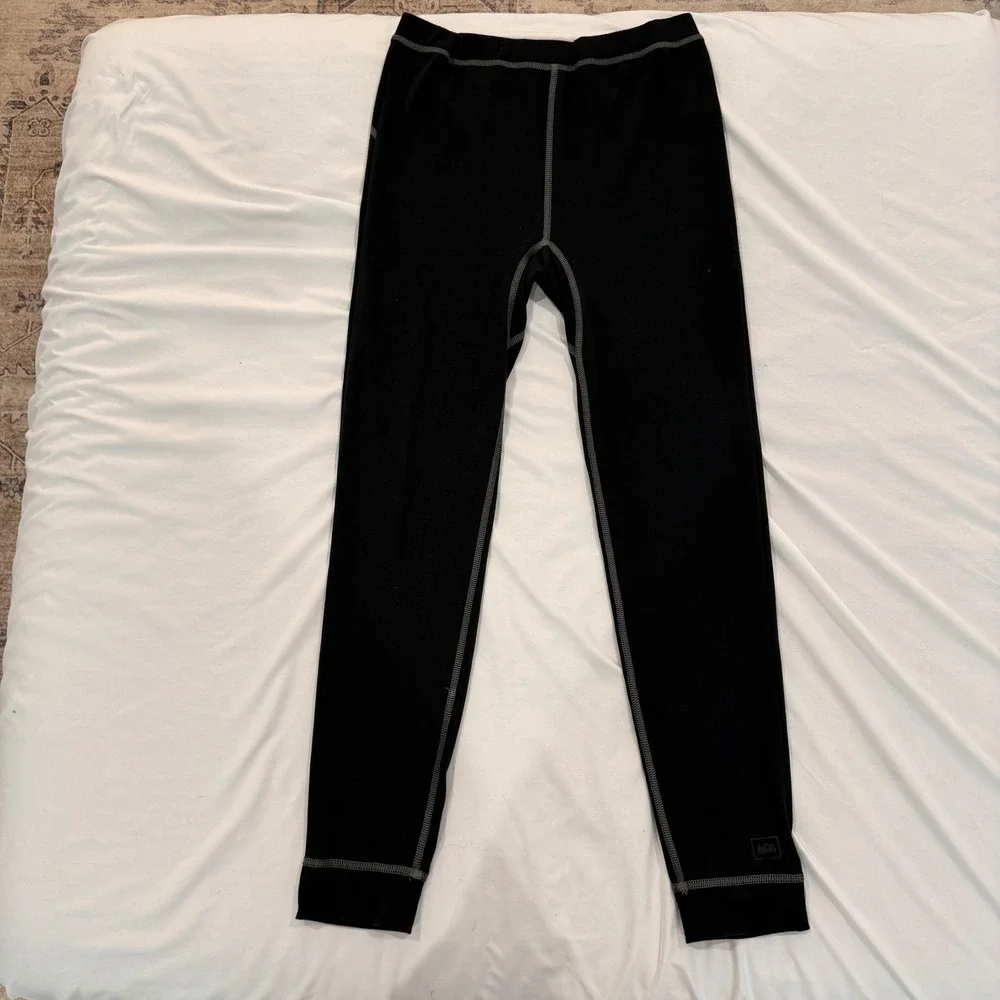 REI Co-op Mens Black Thermal Base Layer Leggings Pants Grey Contrast Stitching